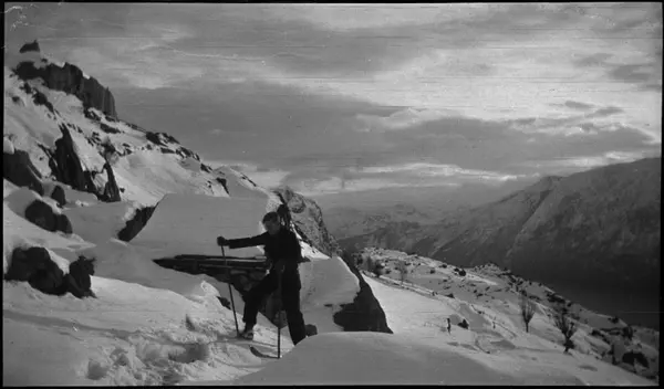 Skitur Bratteli, Lysefjorden. Lindtner, Arne Johannessen. 8.