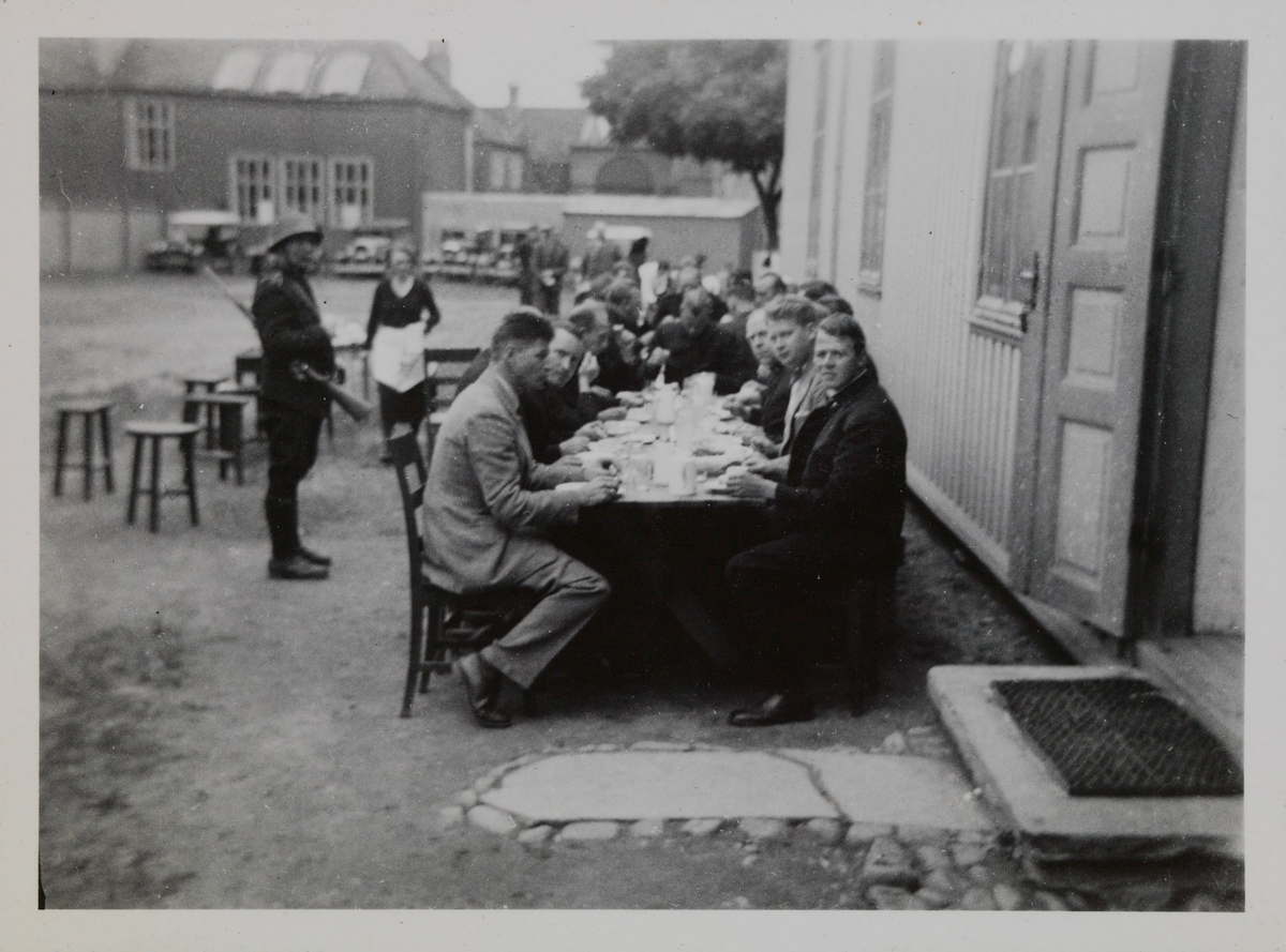 Bildet er en kopi hentet fra album A i Utrykningspolitiets fotosamling