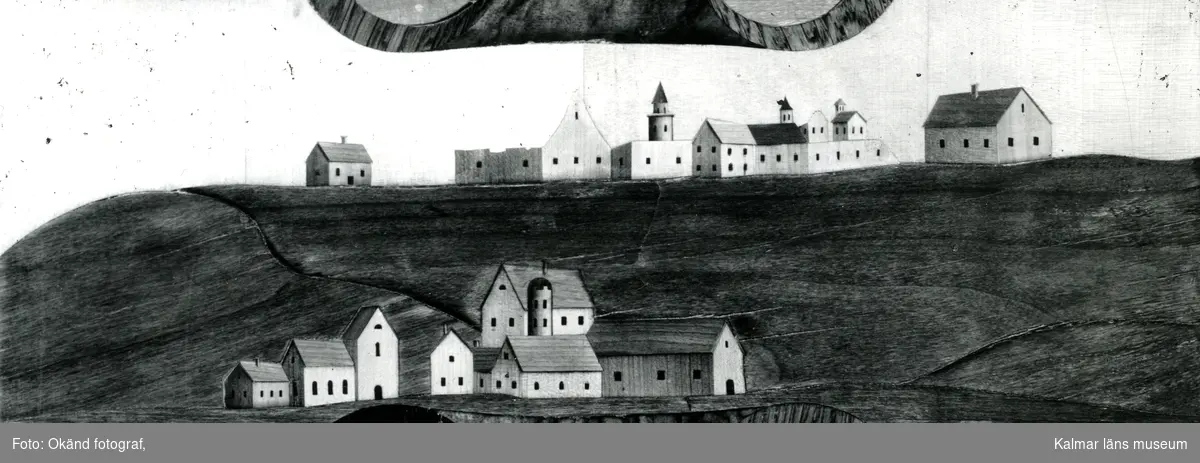 Kalmar slott: Detalj av Kungsmakets panel. Nuvarande utseende efter restaureringen 1856-1861.
På vissa plåtar har Martin Olsson klistrat eltejp för att markera hur bilden skulle beskäras i boken.