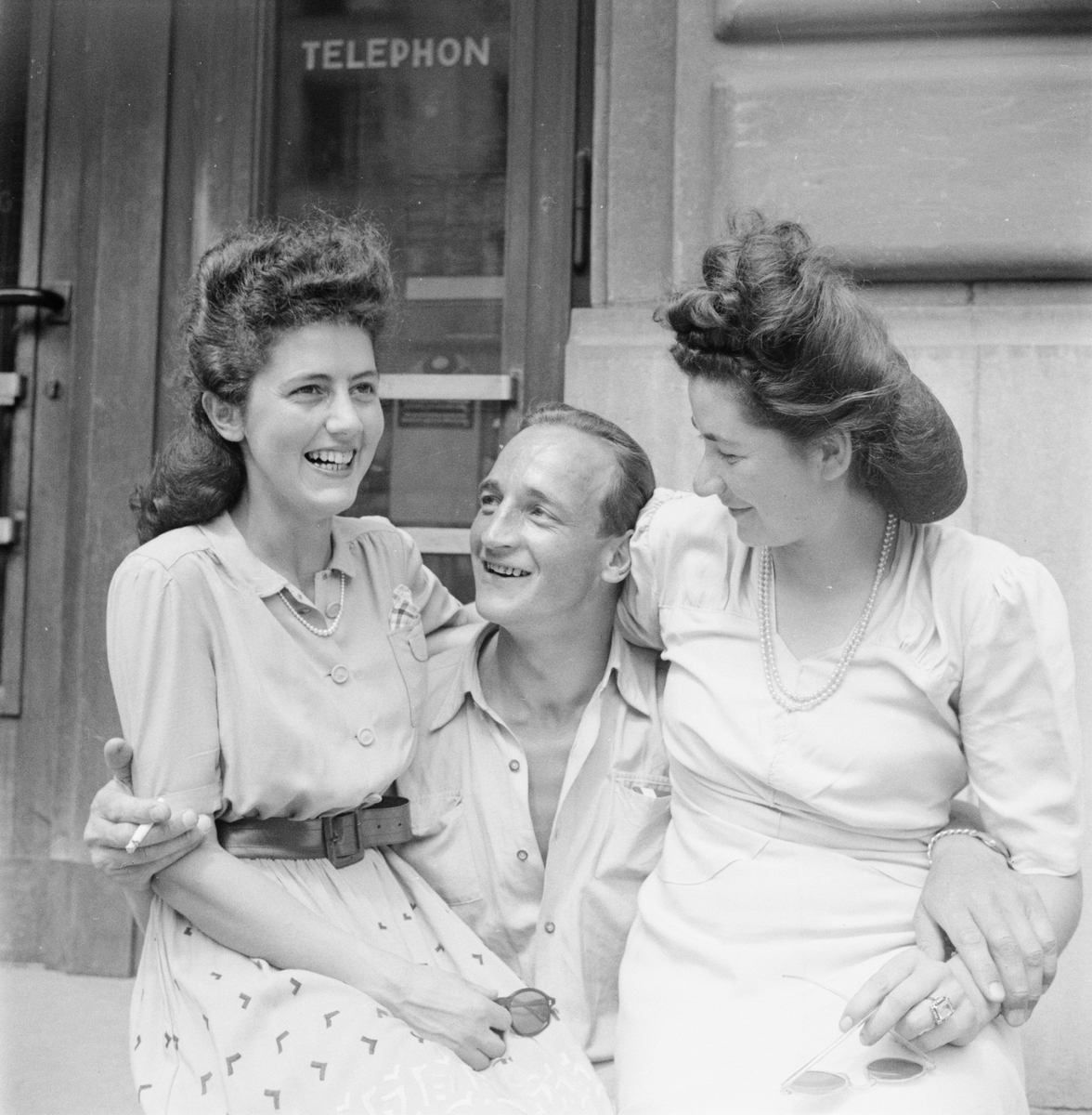 Åke Claessons resa, man och två kvinnor, Schweiz 1949