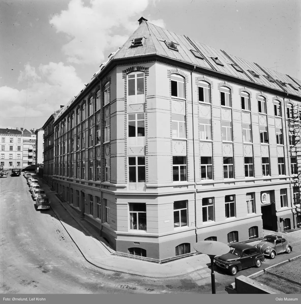 Petterøes Tobakksfabrikk I Falbes Gate. - Oslo Museum   Digitaltmuseum