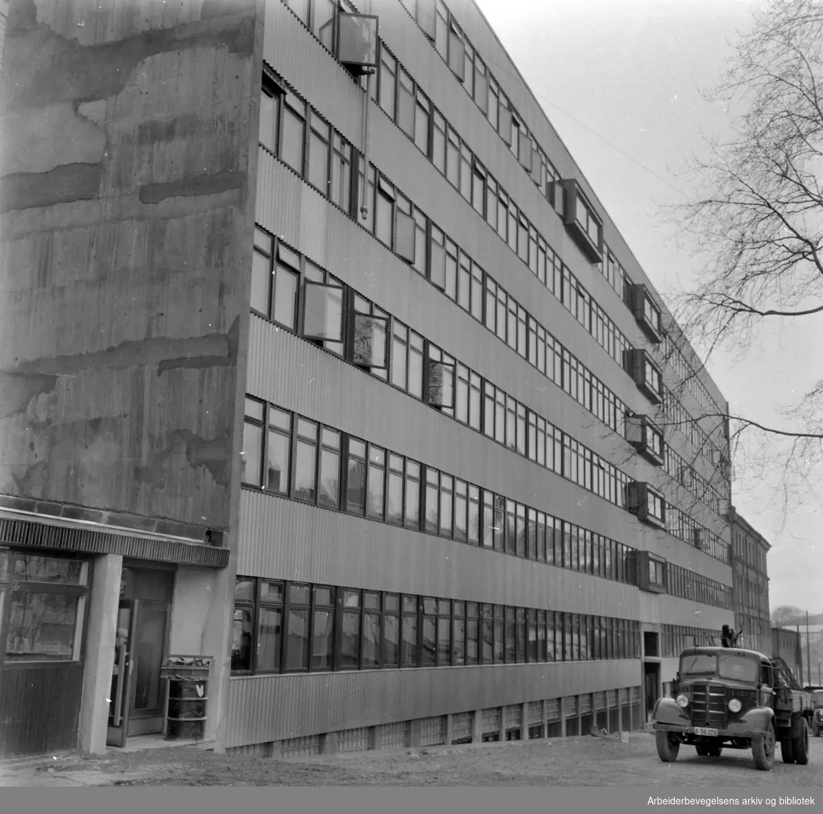 Indremisjonens sosialbygg i Maridalsveien. April 1958
