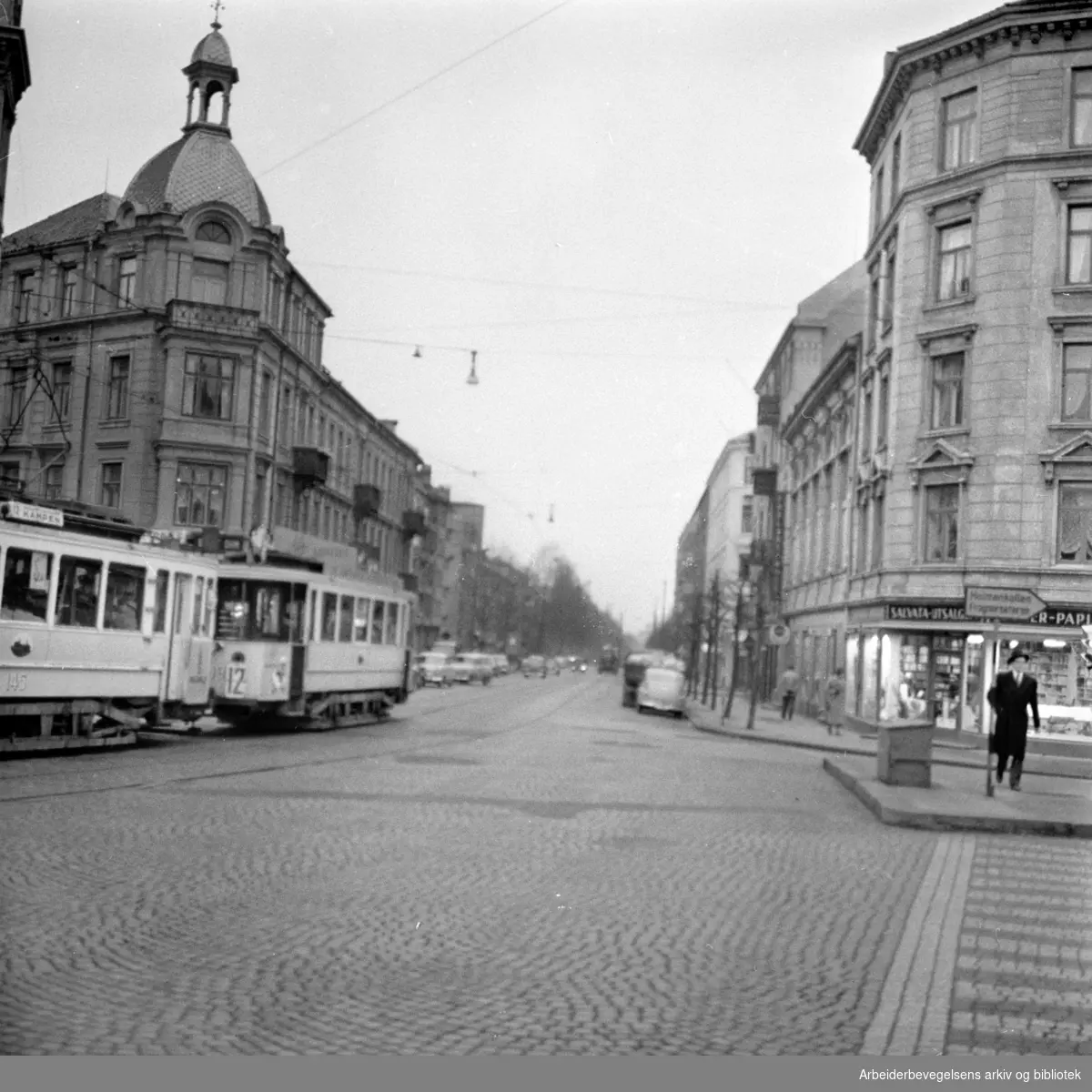 Kirkeveien. November 1957