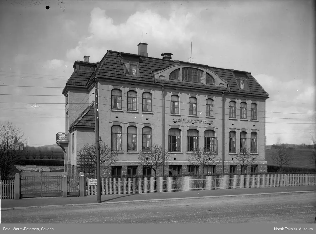 Sebbelows stiftelse filial Løkeberggt. 6