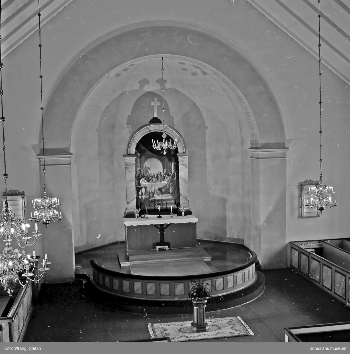 Text till bilden: "Näsinge kyrka. Koret, ombyggt 1937".