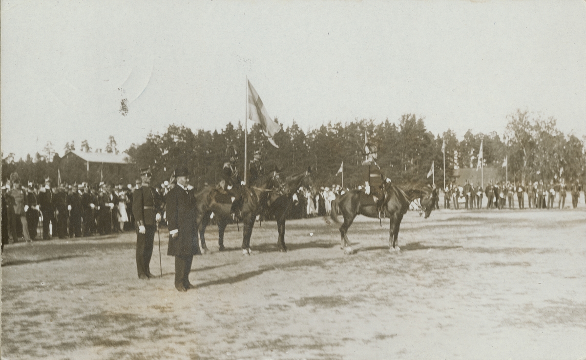 Text i fotoalbum: "Södra stäket - festen å Malma Hed 17.8.1919". Högtid för minnet av slaget vid Södra Stäket 13.8.1719.