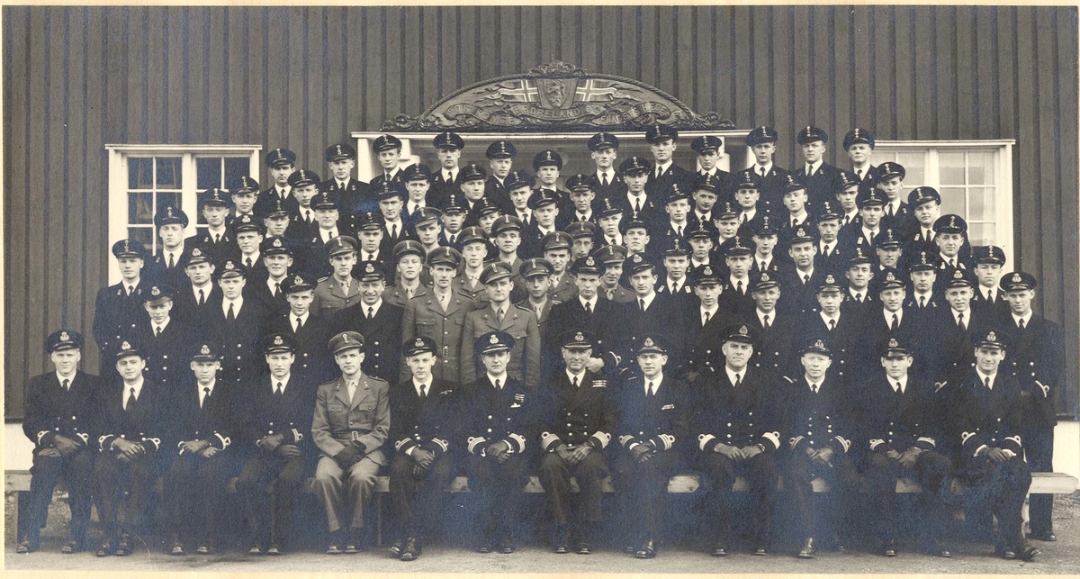 Sjøkrigsskolen 25. april 1952.