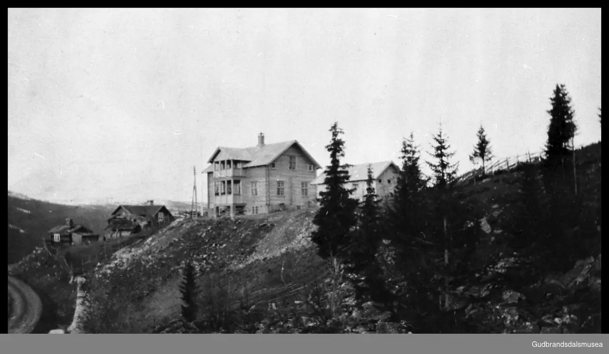 Nundalshuset i Venabygd i Ringebu, gnr. 18. bnr. 5 og 13 ("Telefonsentralen")