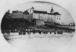 Akershus Festning. Pipervika med skøytebane. Ca. 1870