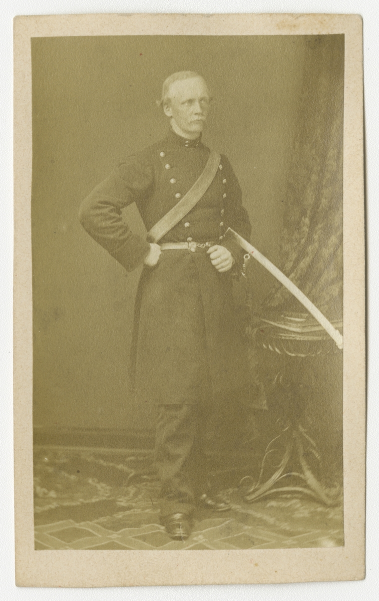 Porträtt av Svante Fredrik Helén, officer vid Göta artilleriregemente A 2.
