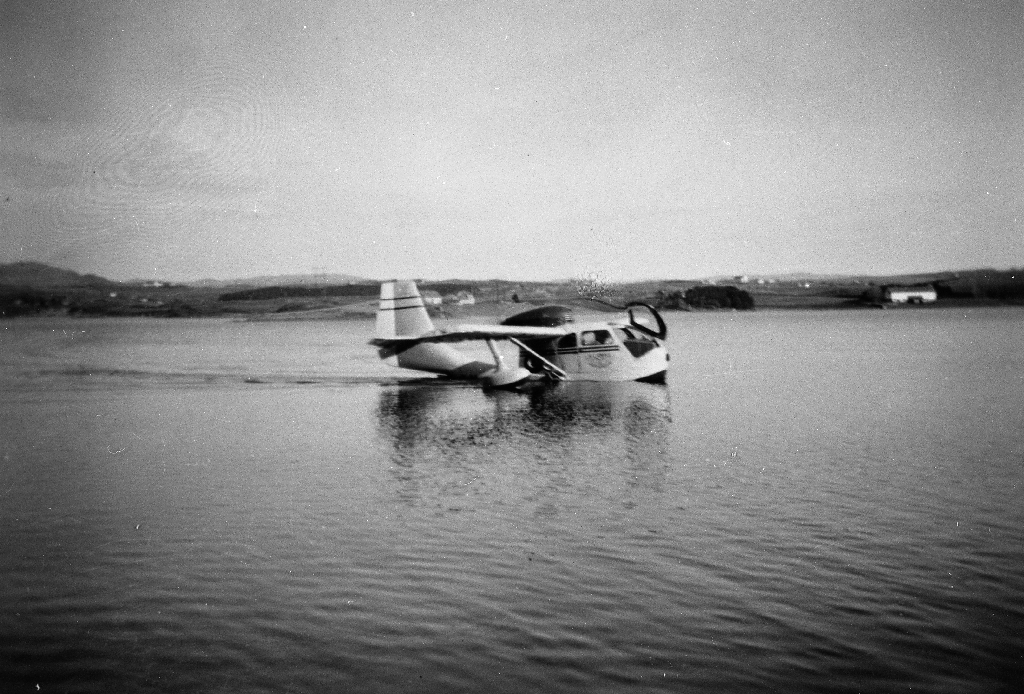 Sjøfly på Frøylandsvatnet tidleg på 1950 talet.