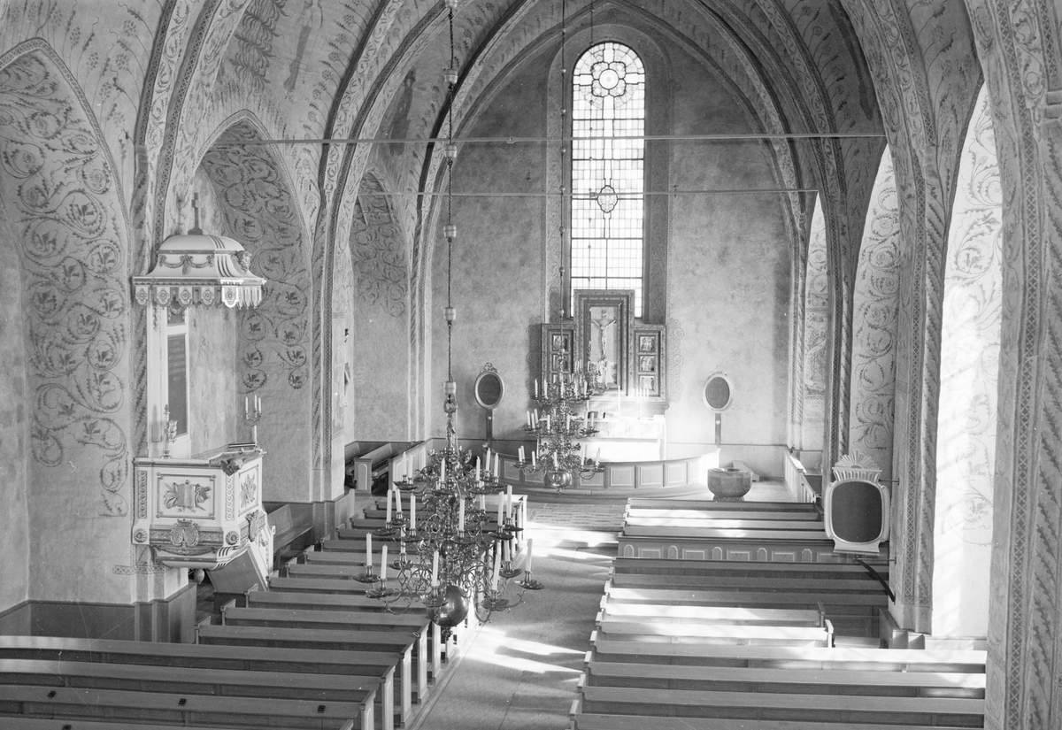 Återinvigning av kyrkan efter restauration, Kyrkbyn, Tierps socken, Uppland, april 1952