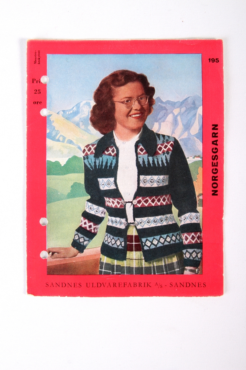 Kvinne iført strikket mønstret jakke med krage.
