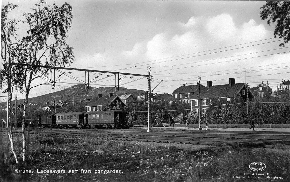 Bangården i Kiruna. Vid järnvägsspåret mellan Gällivare och Kiruna.SJ Xa 201 med lokaltåg.