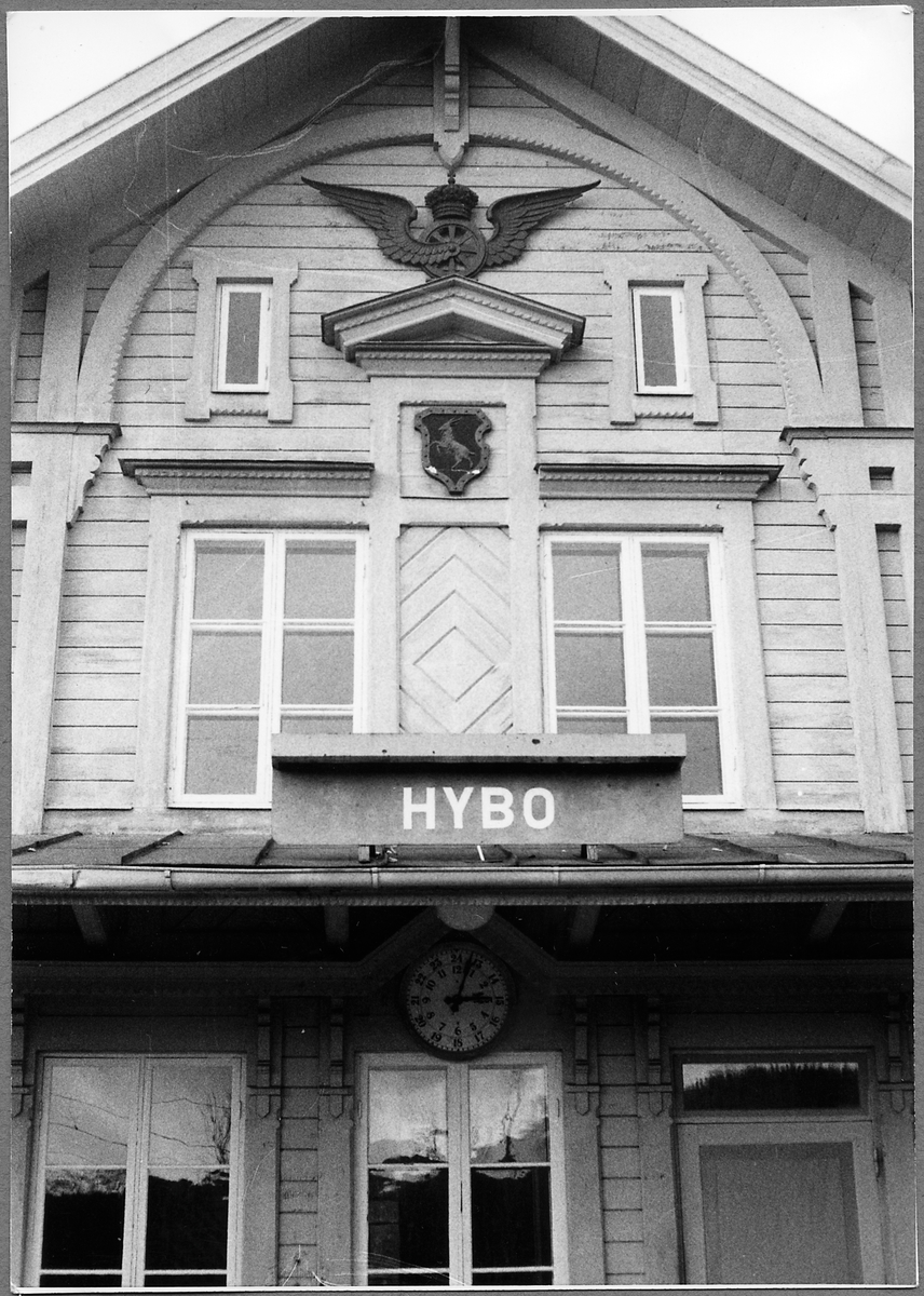 Hybo Järnvägsstation.