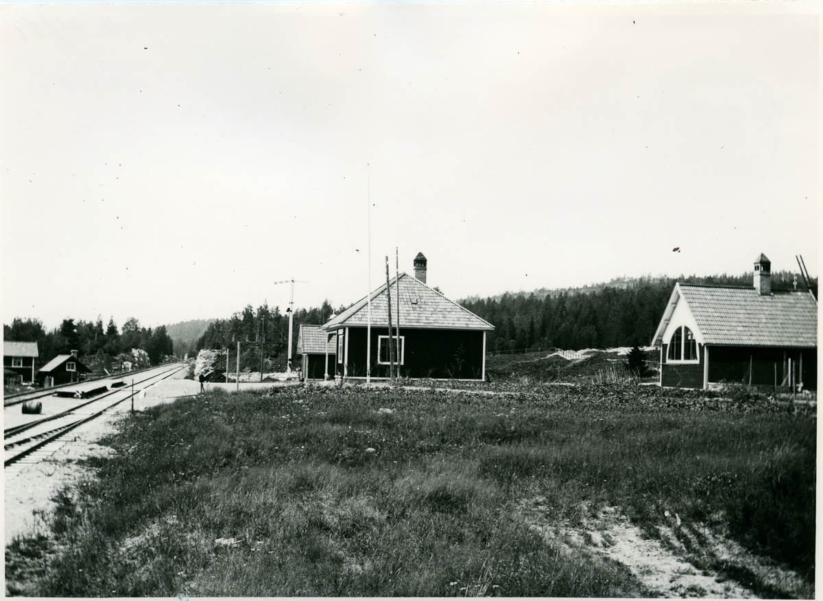 Hållplats anlagd 1904. Envånings stationshus i trä. Nedlagd 1960.