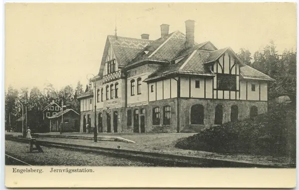 Ängelsbergs Bangård Och Stationshus. - Järnvägsmuseet / DigitaltMuseum