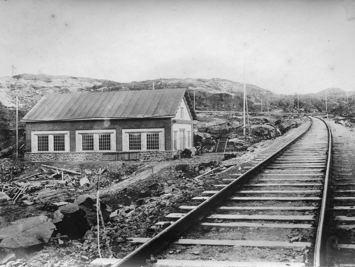 Krompressorhus ved gruven i Bjørnevatn, 09.10.1910.
