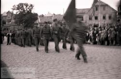 Defilering av sovjetiske soldater