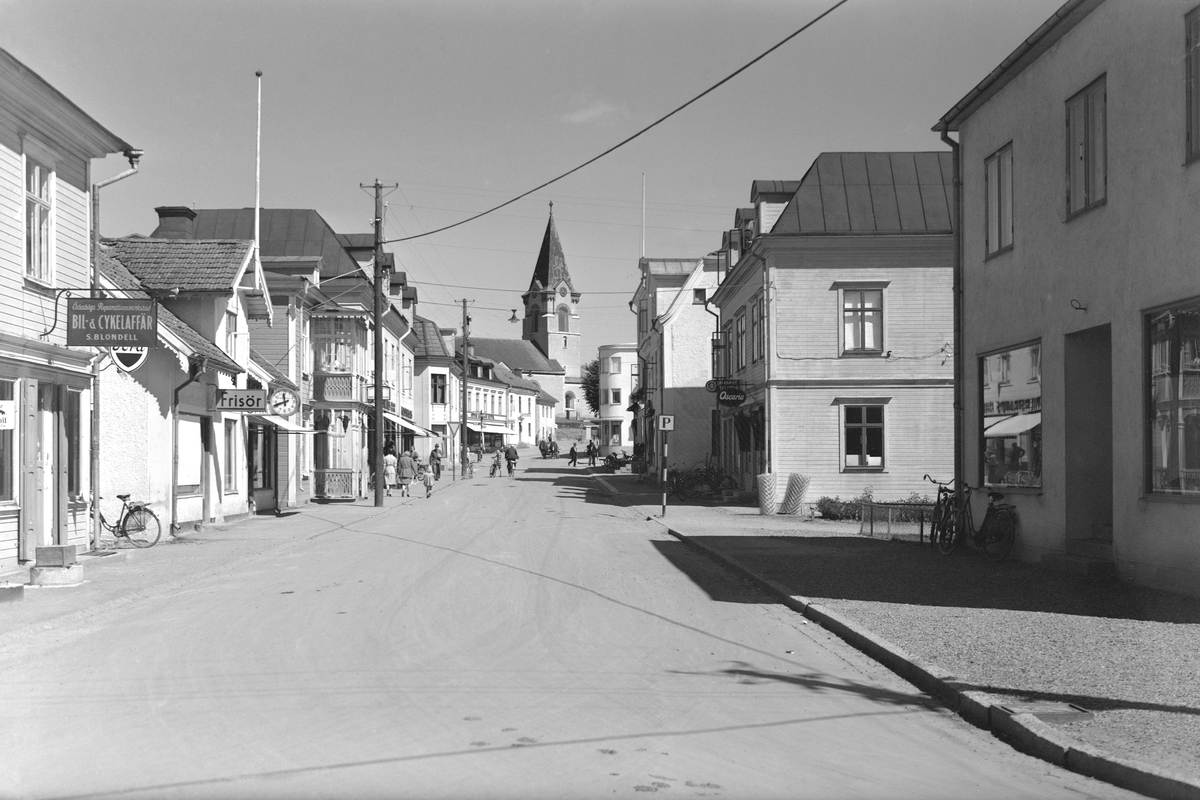 Parti av Storgatan i Ödeshög 1944. I fonden Ödeshögs kyrka.