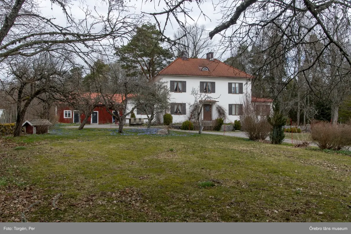 Dokumentation av gården Björneborg är belägen mellan byarna Gryt och ...