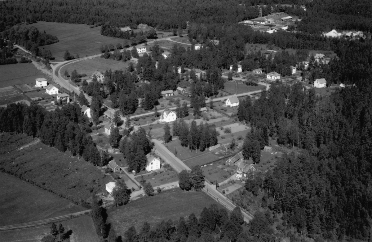 Flygfoto över Norra Sandsjö i Nässjö kommun, Jönköpings län. Nr: 427/1957