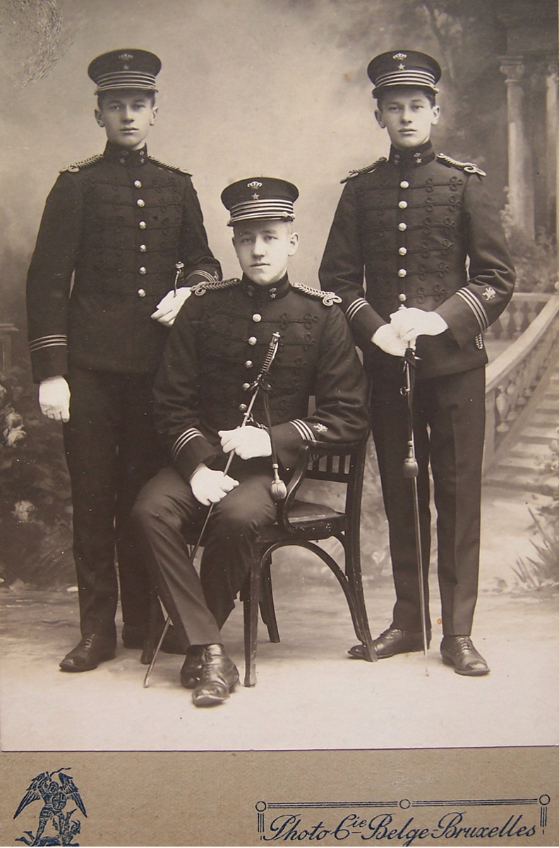 Norsk sekondløytnant med tjeneste i Fristaten Kongo og Belgisk Kongo mellom 1908 og 1914 eller 1917.