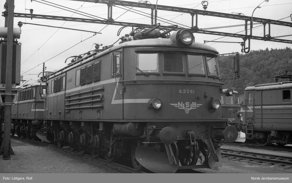 Elektriske lokomotiver El 8 2061 ved lokomotivstallen ved Krossen ved Kristiansand