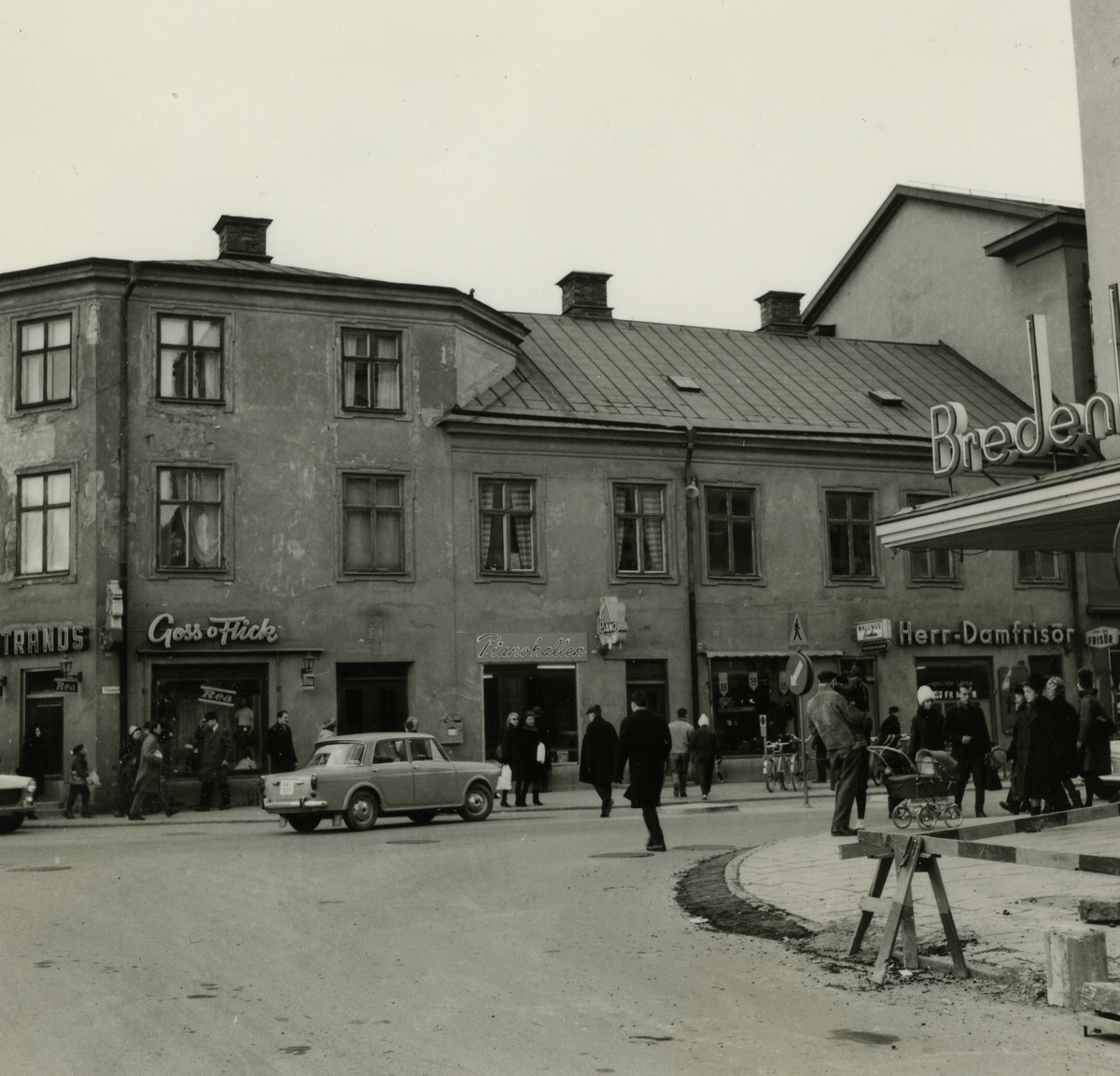 Västerås. Vasagatan från Hantverksgatan. 1964.