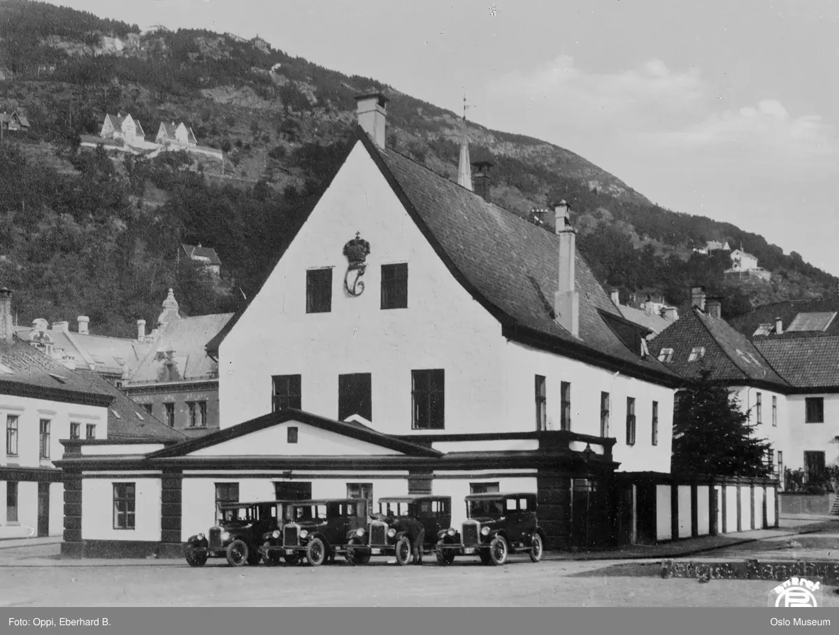 Bergen. Raadhuset. - Oslo Museum / DigitaltMuseum
