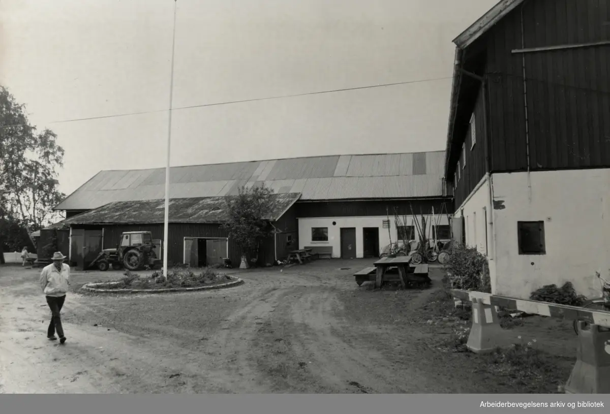 Nordtvet gård er et samlingssted for bydelen. Oktober 1988