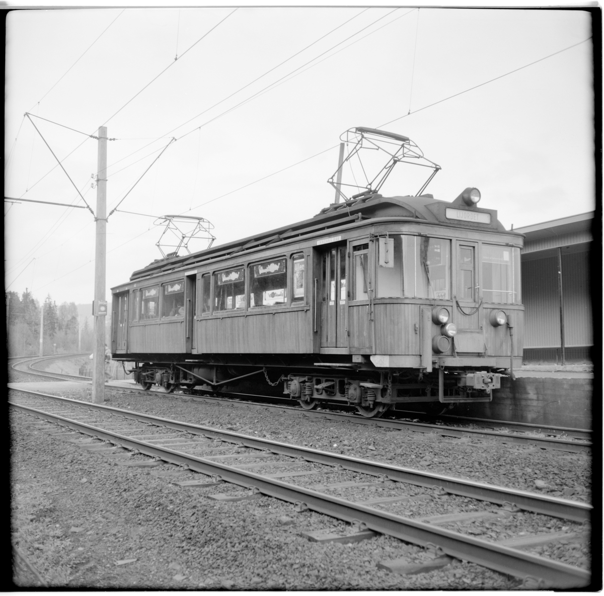 Aksjeselskap Holmenkollenbanen, HKB 1914 40 "panser" i Lijordet.