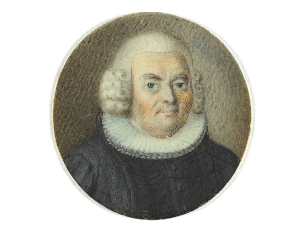 Eldre mann i geistlig embetsdrakt. Brystbilde. Ant. biskop Christen Schmidt, biskop i Oslo bispedømme fra 1727 til 1804.