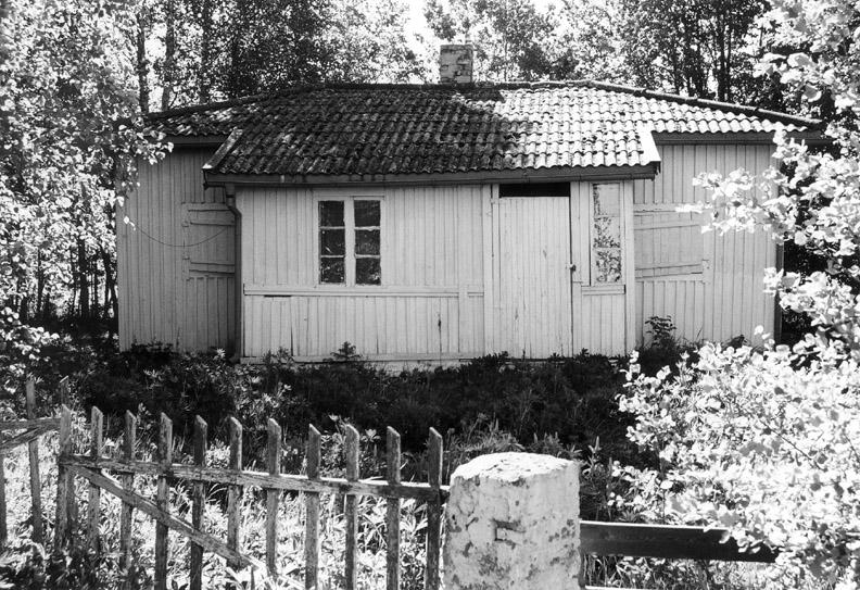 Huset til Jenny Emilie Pettersen («Milla»). Våler, Solør 13.06.2001.