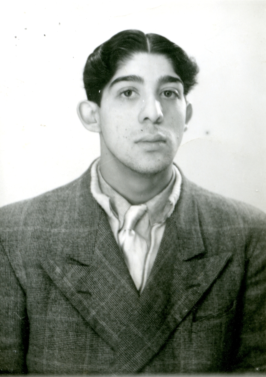 Porträttbild av ung man. Bildens ursprung är okänt.