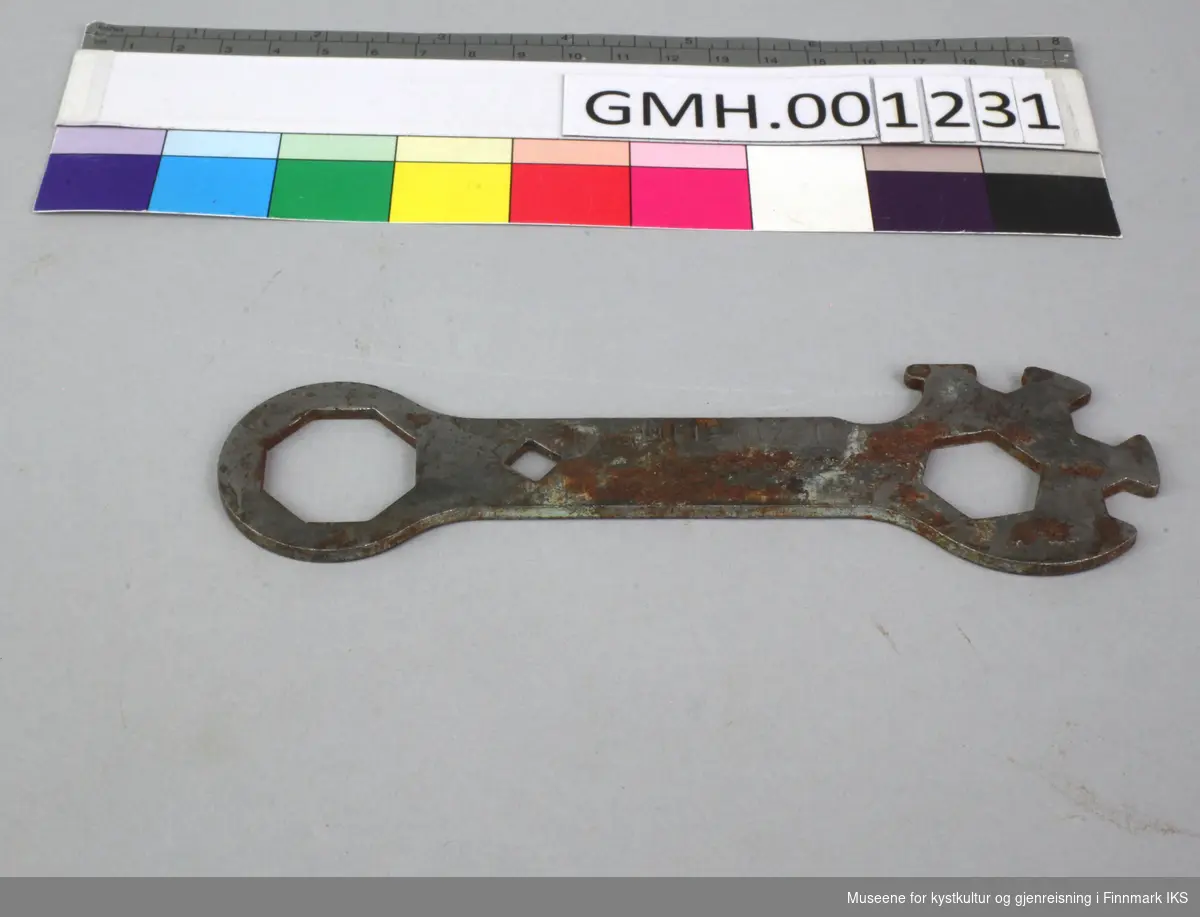 Spesialnøkkelen er av den typen som gjerne ble brukt til repareringen av sykler.