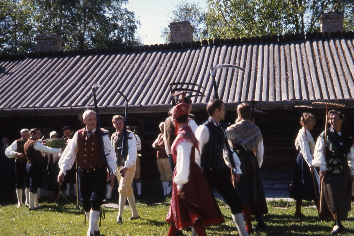 Folkfest; Trolovning