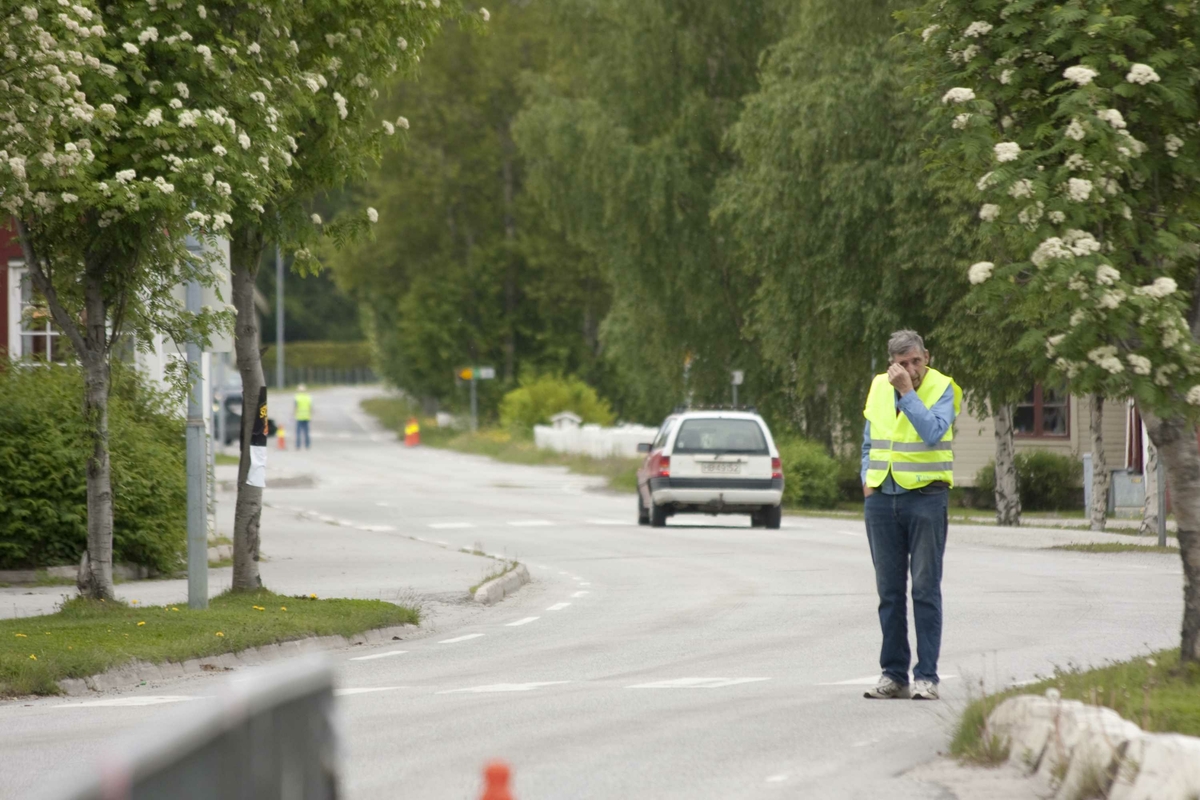 Craft MTB 6-dagers terrengritt på sykkel, Trondheim-Oslo. Dirigering av trafikken