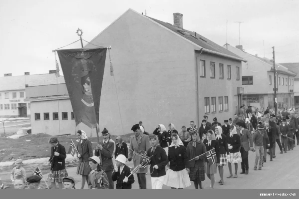 17. mai i Vadsø ca 1963. 