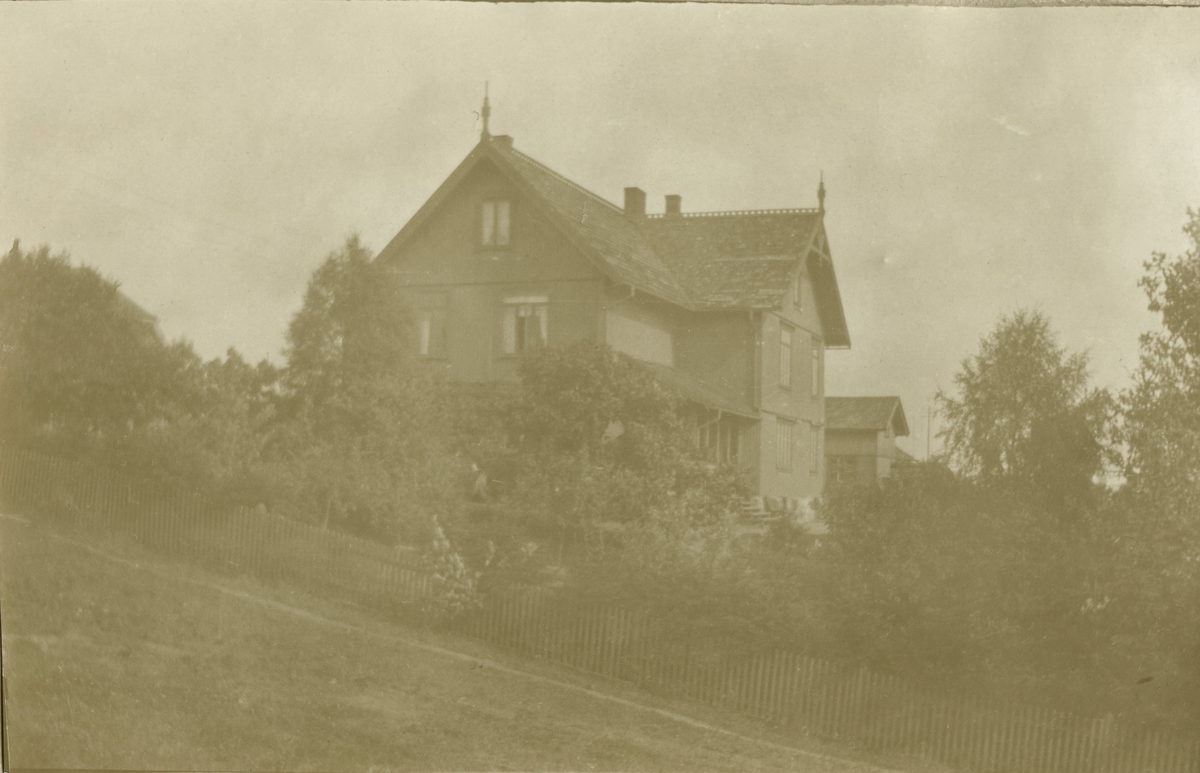 Villa Høibro.