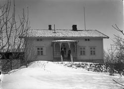 Kjøpmann O Hoel, Holt