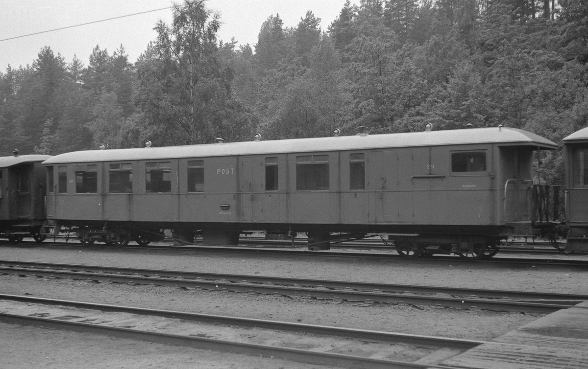Setesdalsbanens person-, post- og konduktørvogn nr 224