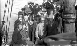 Sangtur på tur til Åfarnes, Eidsbygda sommeren 1929.