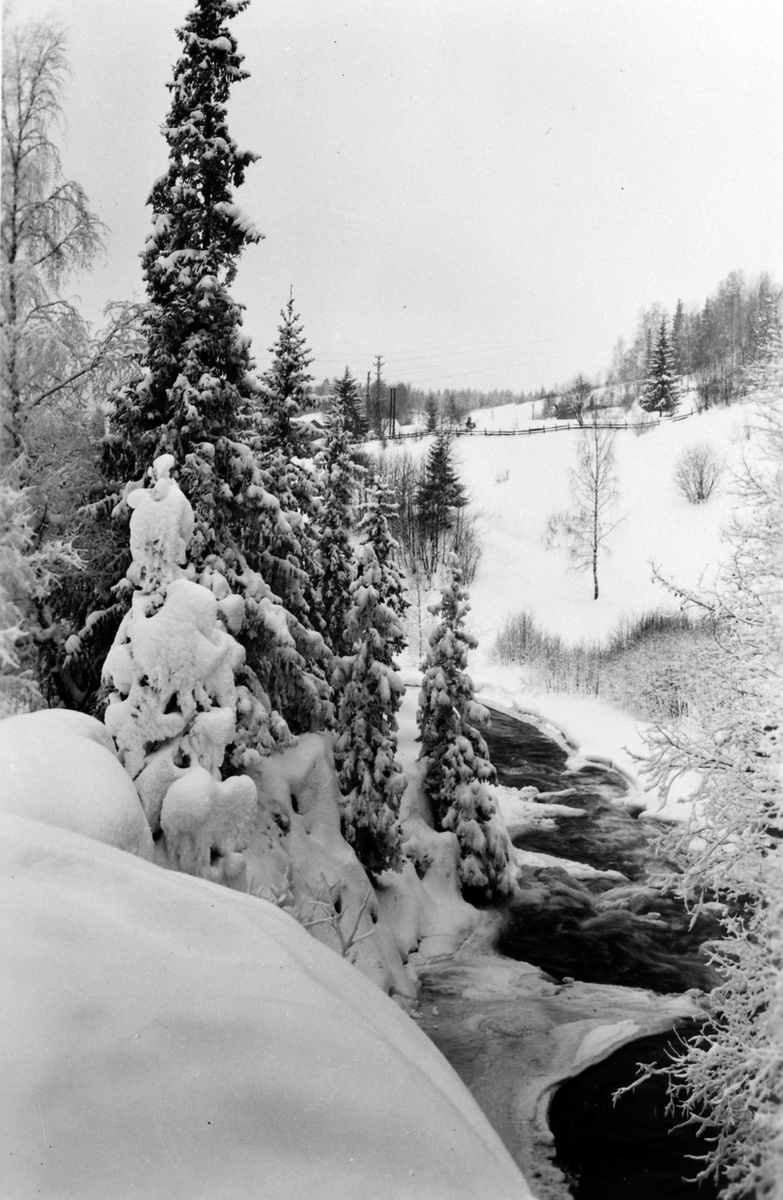 Fra Moelva ved Fossen gård, Ringsaker. - Anno Domkirkeodden ...