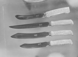 Kniver fra Knudsen Knivfabrikk i Ila