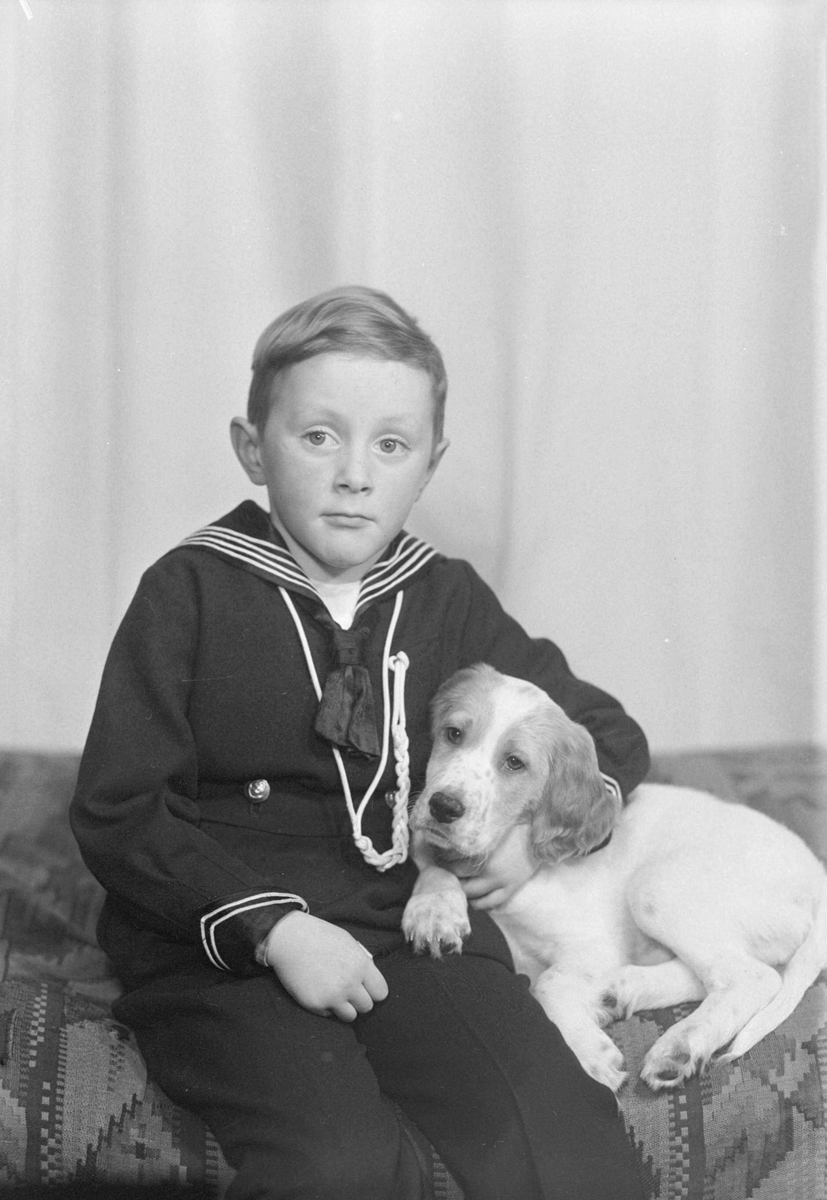 Jan Lilletrøen med hund
