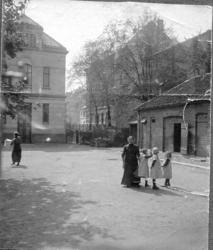 Skolegården på døveskolen i Trondheim, eksteriør