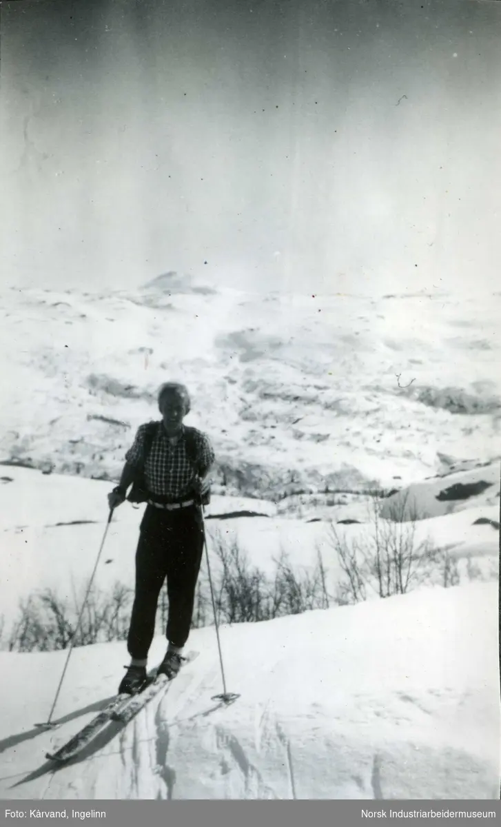 Påske 1945 på skitur i 15 varmegrader