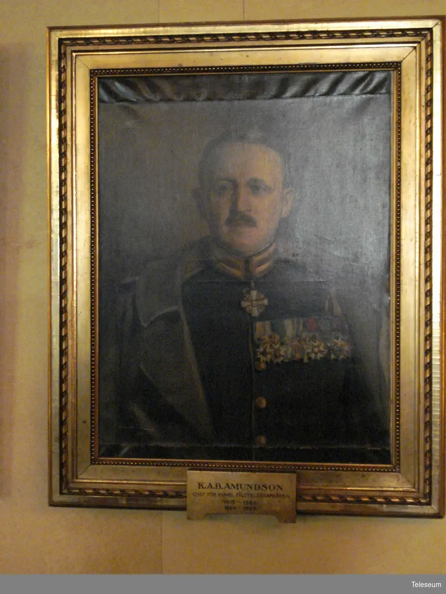 Olja på duk, förgylld ram. Porträtt föreställande K.A.B. Amundsson Chef för Kungl. Fälttelegrafkåren 1915-1920, 1924-1925.