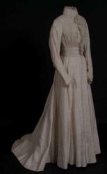 Kjole, kjoleliv, skjørt og belte